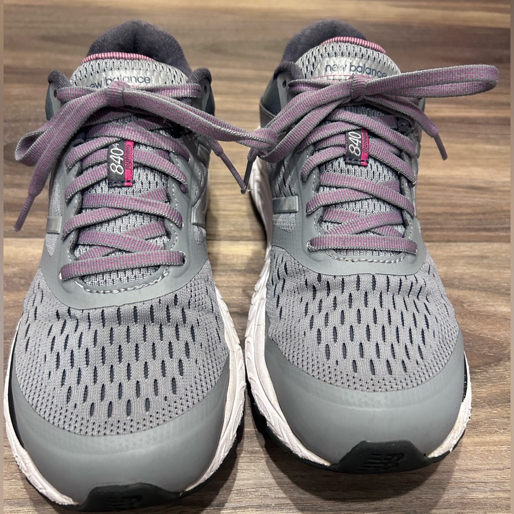 New Balance women’s 840 v4 sneakers